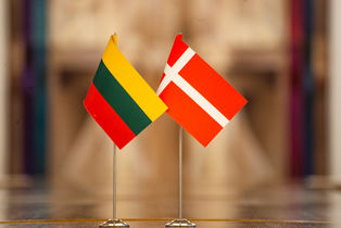 Seime viešės Danijos karališkoji pora